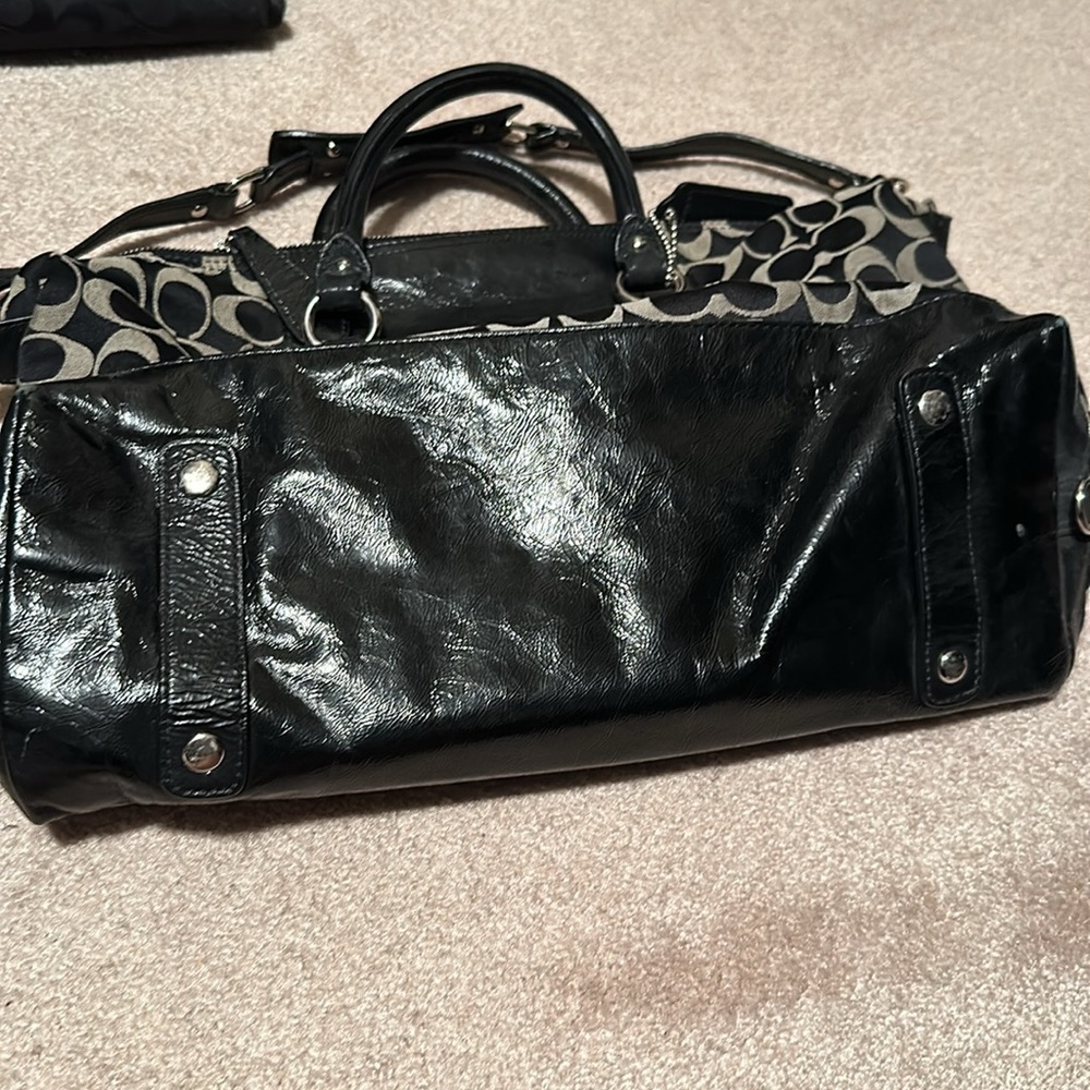 Coach Purse - Picture 6 of 8